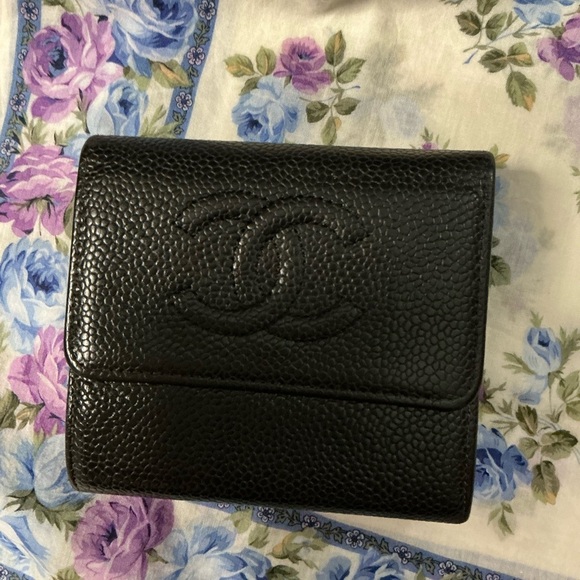 CHANEL Handbags - Chanel Black Caviar Bifold Wallet